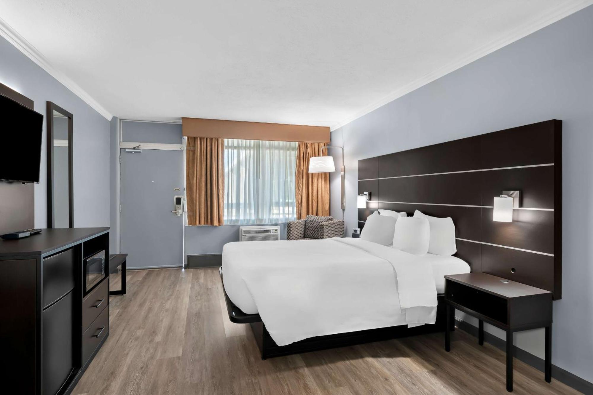 Brandywine Valley Inn Surestay Plus By Best Western Wilmington Dış mekan fotoğraf