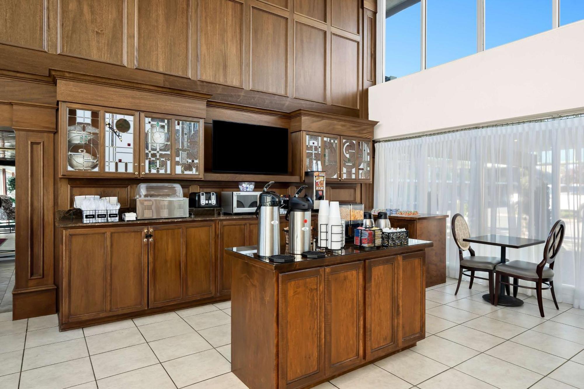 Brandywine Valley Inn Surestay Plus By Best Western Wilmington Dış mekan fotoğraf