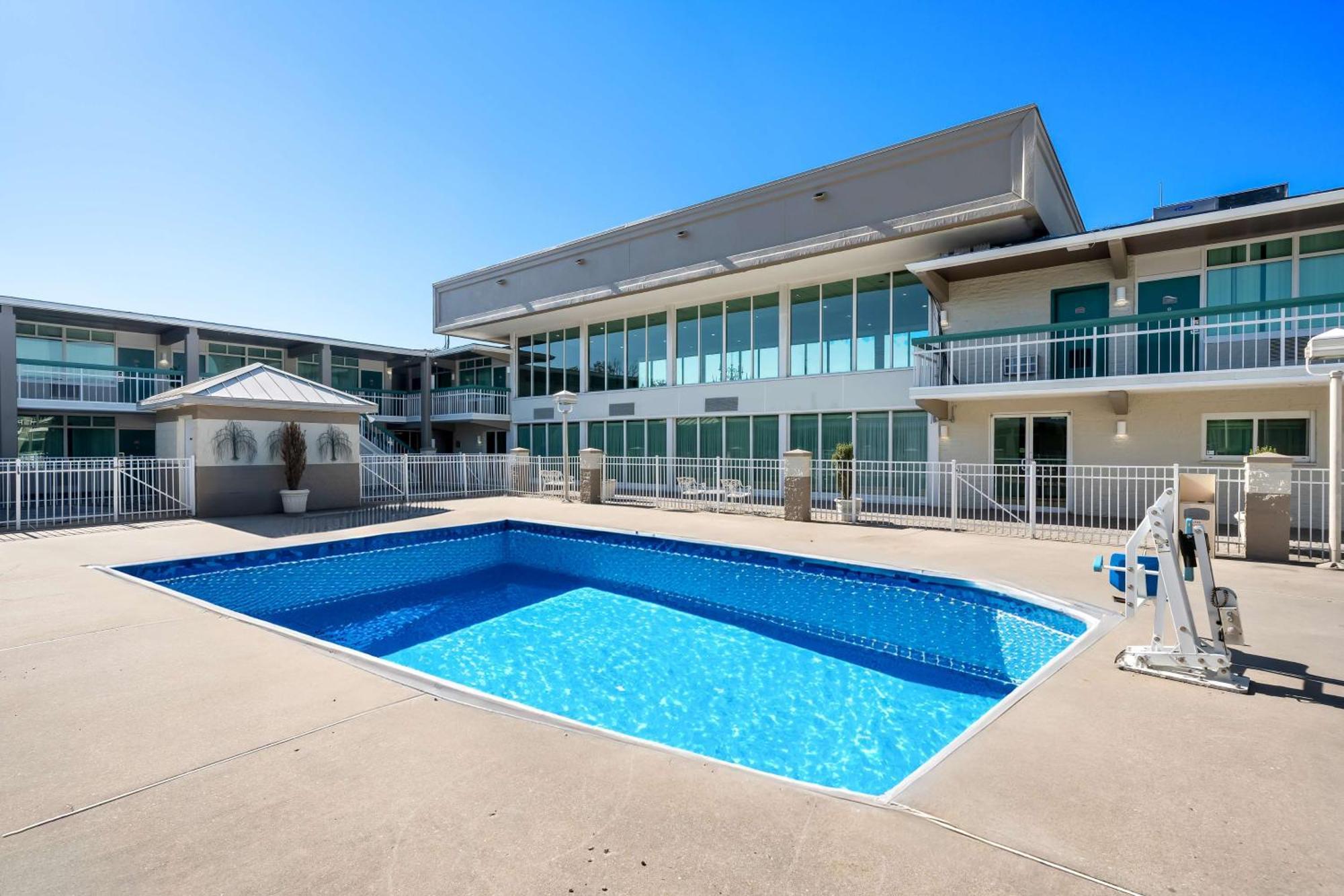 Brandywine Valley Inn Surestay Plus By Best Western Wilmington Dış mekan fotoğraf